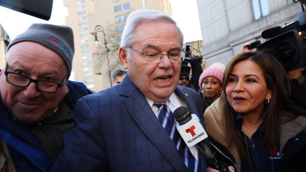 Judge Declines To Dismiss Charges Against Sen Bob Menendez In Bribery Case Deltaplex News 